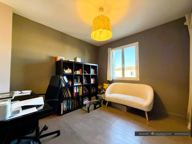 Maison - 94 m² - 5 pièces