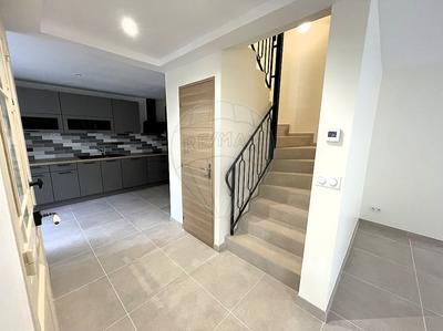 Maison - 120 m² - 6 pièces