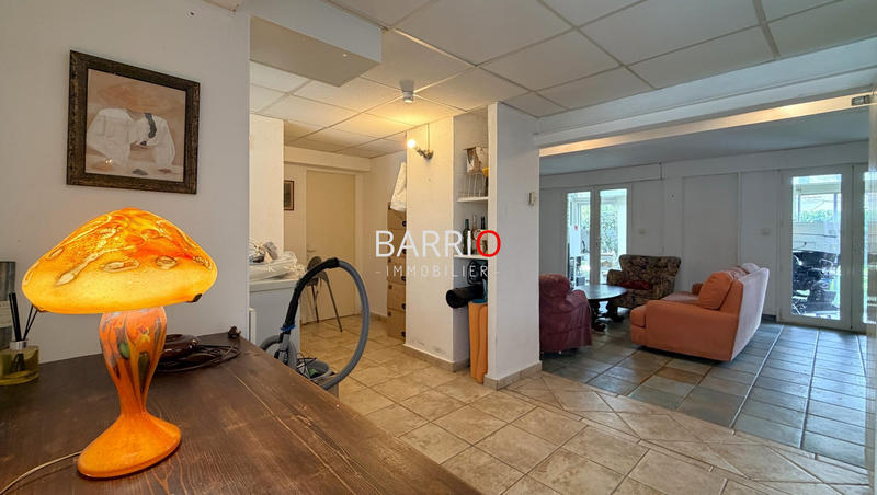 Villa - 215 m² - 7 pièces