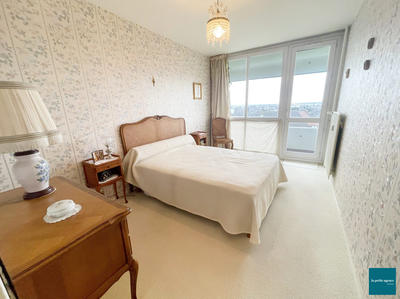 Appartement - 84 m² - 3 pièces