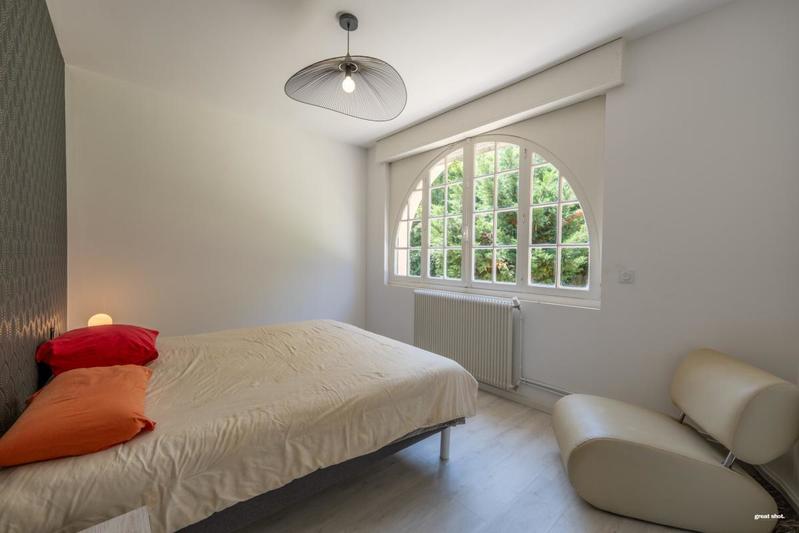 Maison - 200 m² - 5 pièces