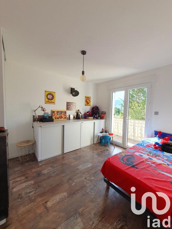 Maison - 194 m² - 7 pièces