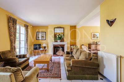 Maison - 143 m² - 4 pièces