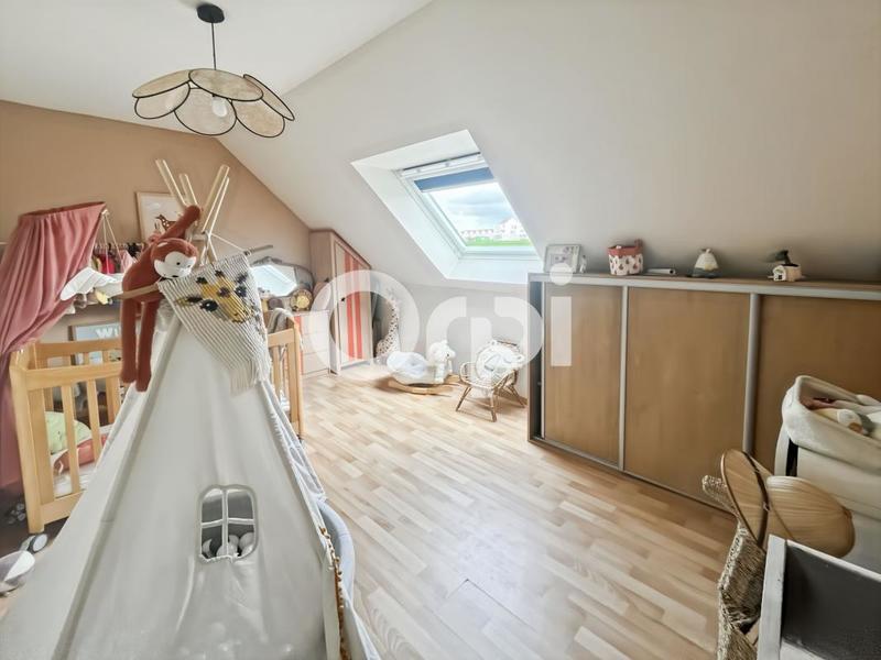 Maison - 103 m² - 4 pièces