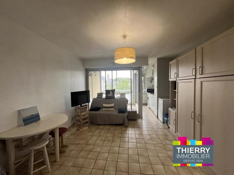 Studio - 28 m² - 1 pièce