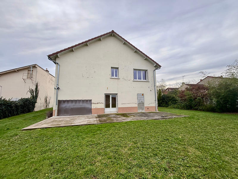 Maison - 180 m² - 6 pièces