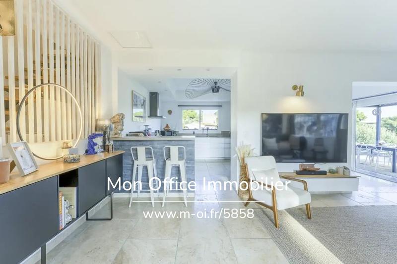 Maison - 185 m² - 7 pièces
