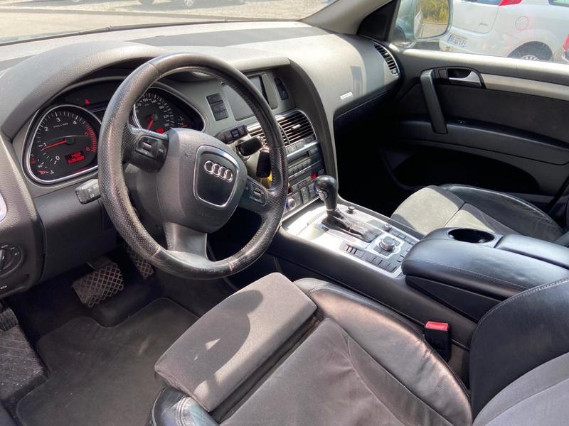 Audi Q7 3.0 V6 Tdi Dpf Ambiente Quattro Tiptronic 5 pl