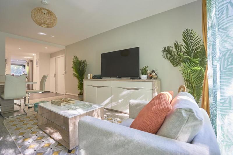 Appartement - 149 m² - 7 pièces