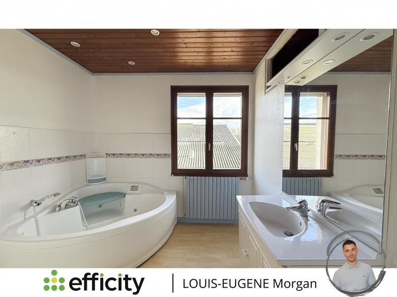 Maison - 160 m² - 5 pièces