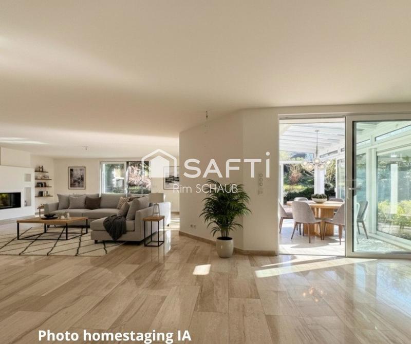 Maison - 218 m² - 6 pièces