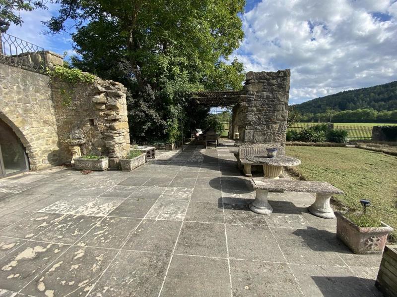 Maison de maîtres - 686 m² - 20 pièces