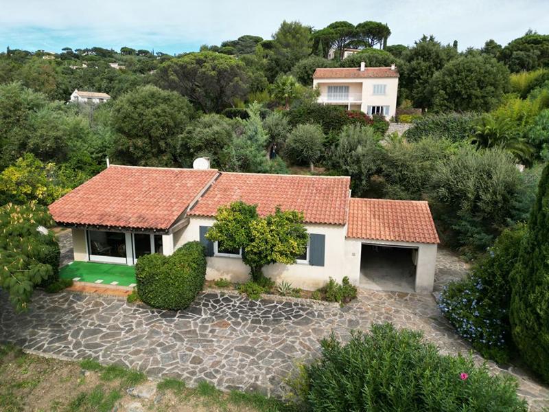 Villa - 100 m² - 4 pièces