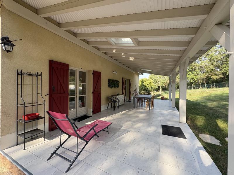 Maison - 170 m² - 5 pièces