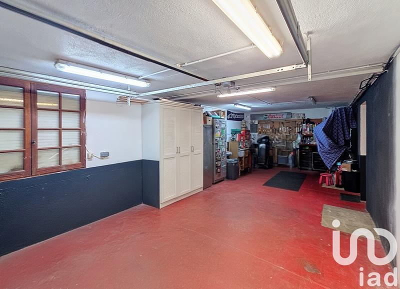 Maison - 180 m² - 7 pièces