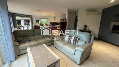 Villa - 160 m² - 5 pièces