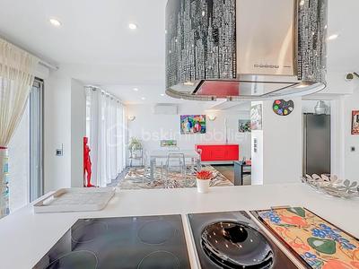 Villa - 162 m² - 6 pièces