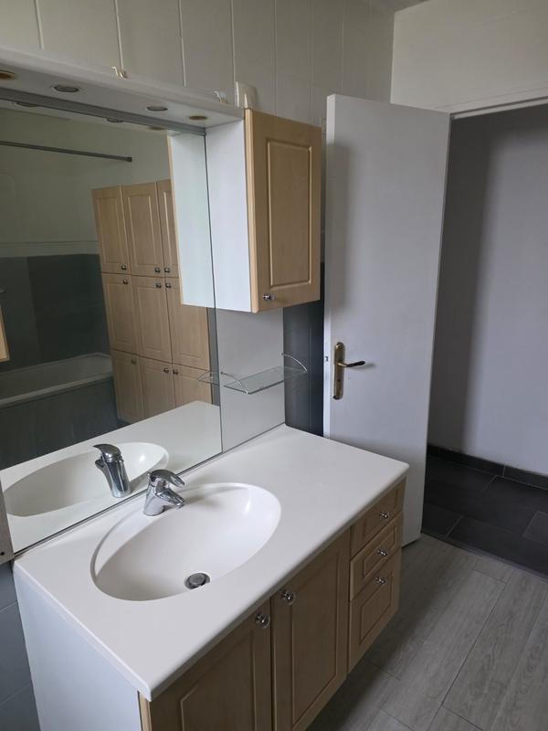 Maison - 107 m² - 6 pièces