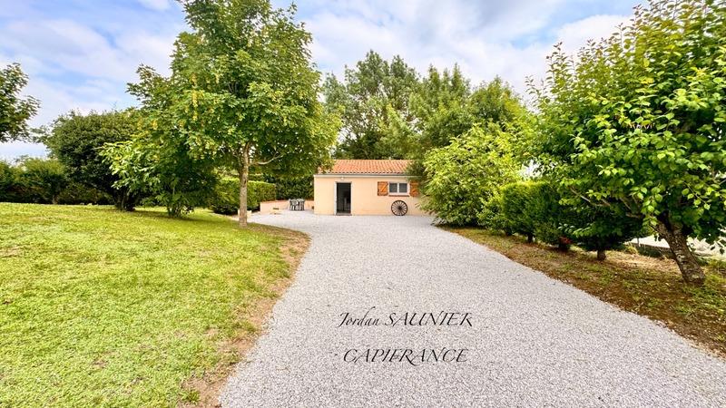 Villa - 273 m² - 7 pièces