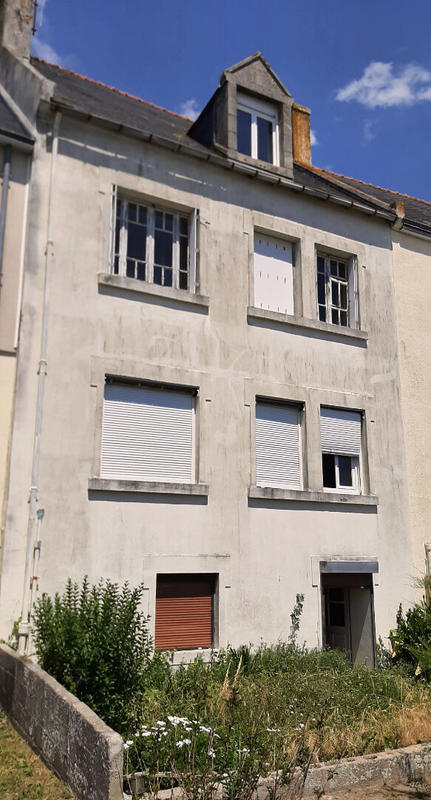 Maison - 150 m² - 7 pièces
