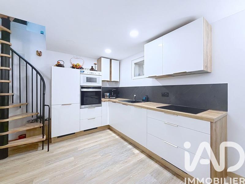 Immeuble - 49 m² - 3 pièces