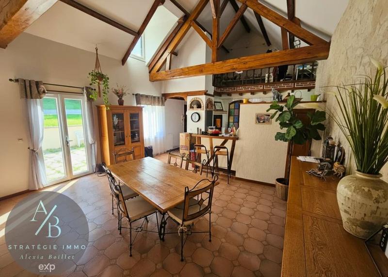 Propriété - 180 m² - 6 pièces