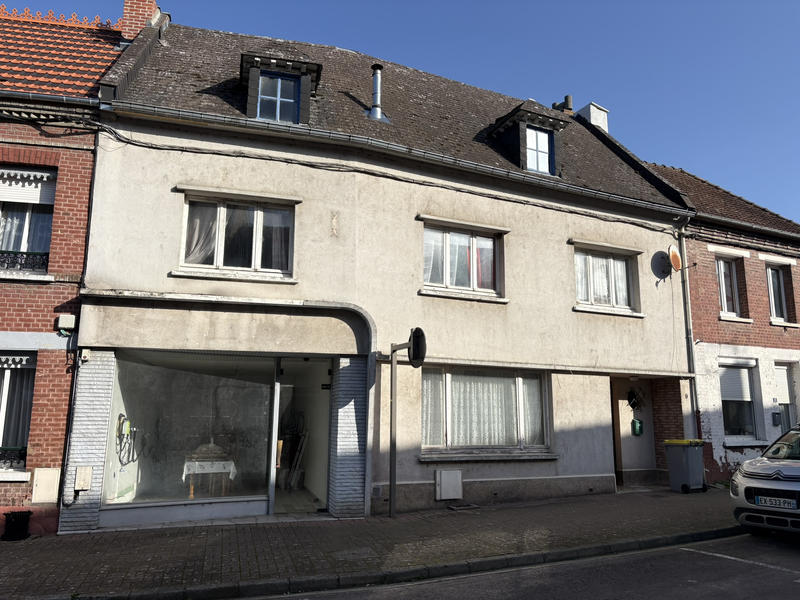Maison - 95 m² - 4 pièces