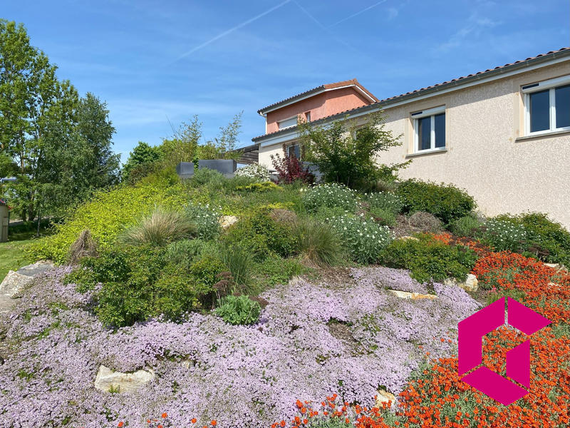 Maison contemporaine - 133 m² - 6 pièces