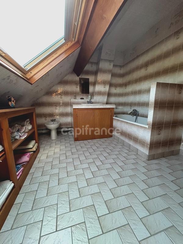 Maison - 134 m² - 7 pièces