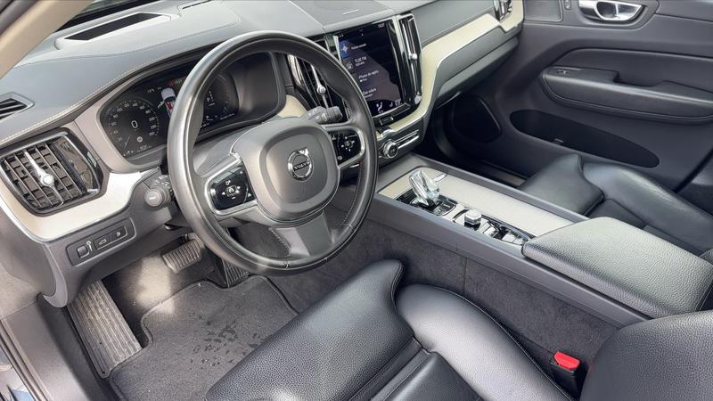 Volvo Xc60 2.0 Ti 253 340 Awd Geartronic8 Inscription Luxe - Entretien constructeur Toit ouvrant