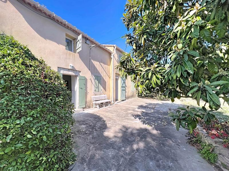 Propriété - 192 m² - 8 pièces