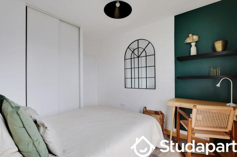 Chambre - 11 m² - 1 pièce