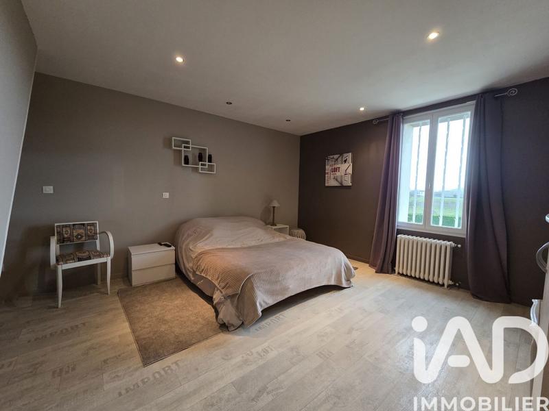 Maison - 225 m² - 5 pièces