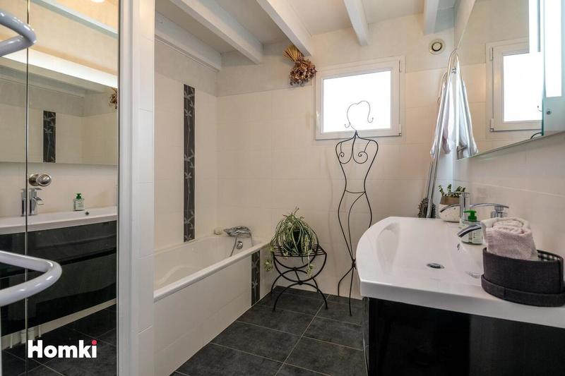 Maison - 140 m² - 6 pièces