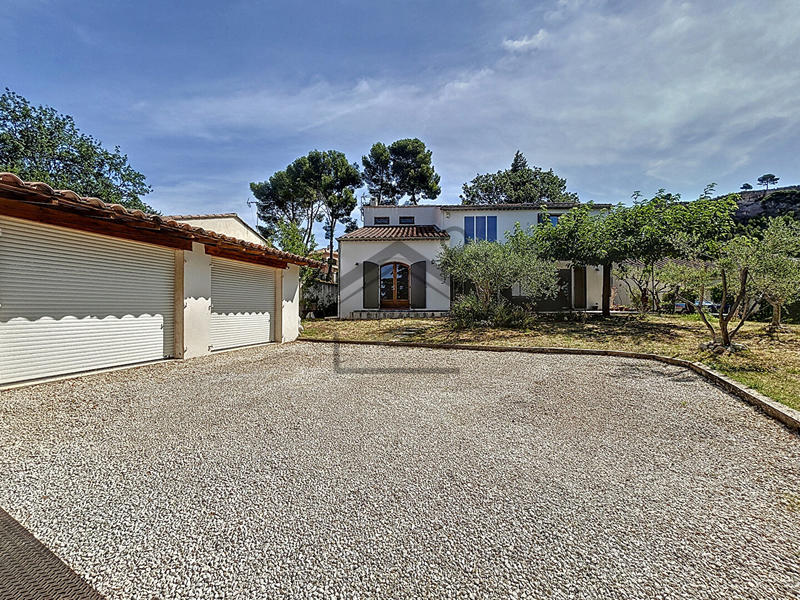 Villa - 161 m² - 7 pièces