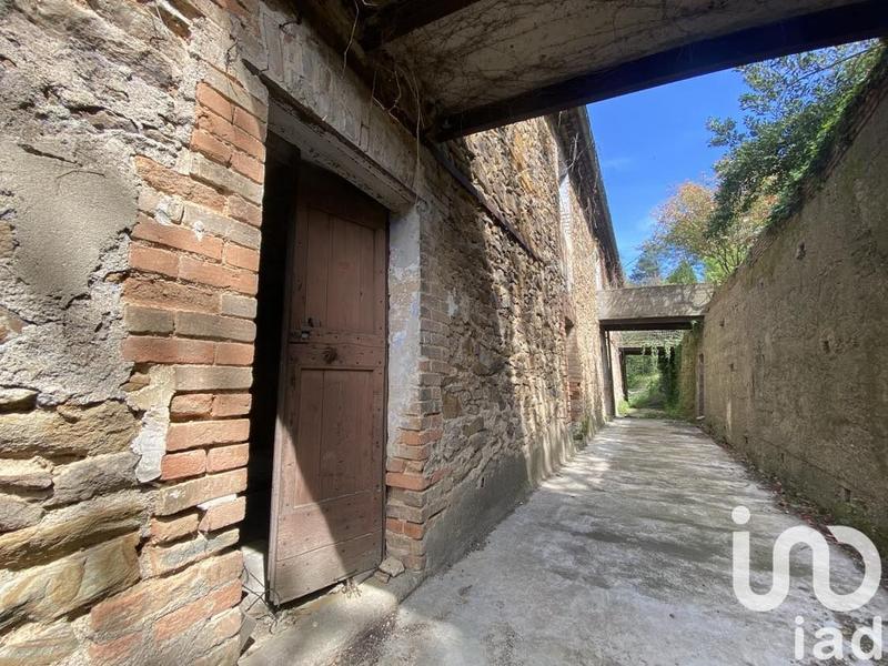 Maison - 348 m² - 16 pièces