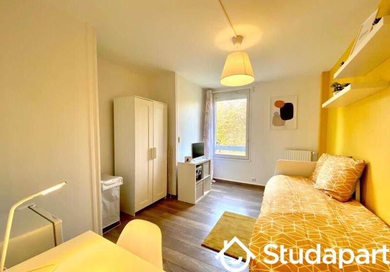 Chambre - 10 m² - 1 pièce