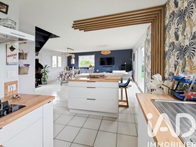 Maison - 109 m² - 6 pièces