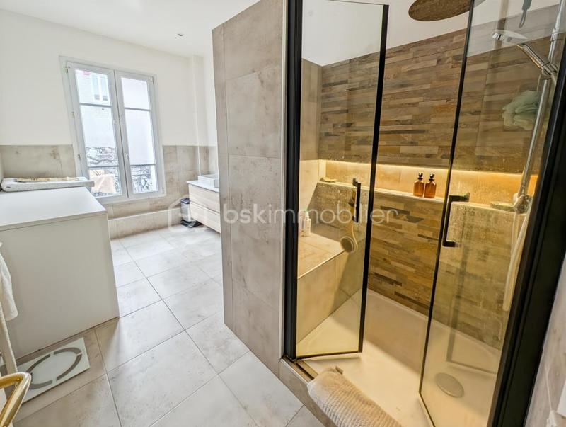 Appartement - 89 m² - 3 pièces