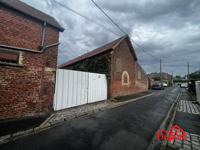 Maison - 234 m² - 8 pièces