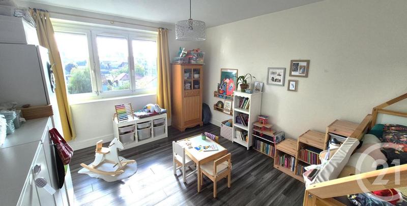 Appartement - 95 m² - 4 pièces