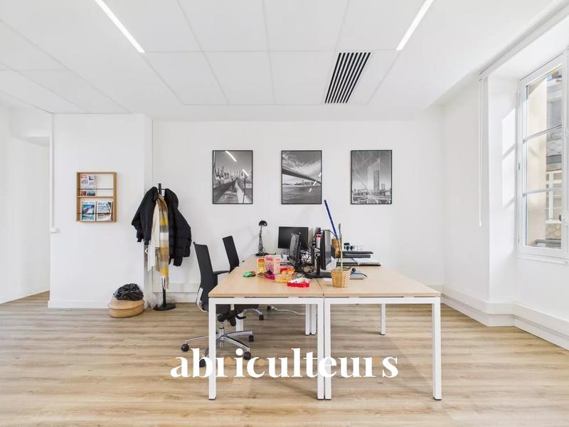 Bureau - 155 m² - 2 pièces