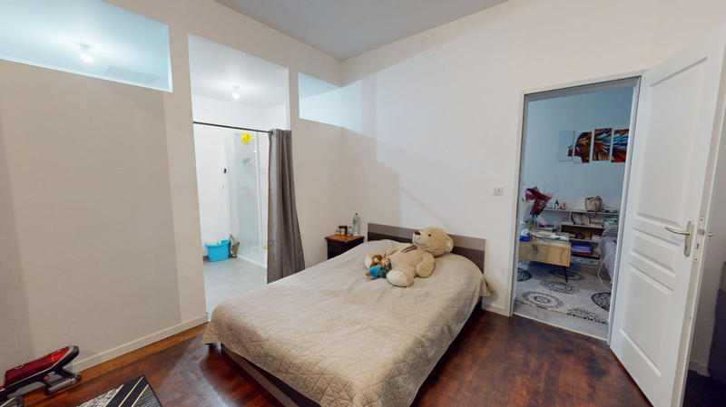 Immeuble - 41 m² - 5 pièces