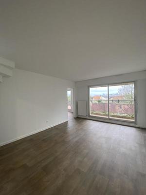 Appartement - 81 m² - 4 pièces