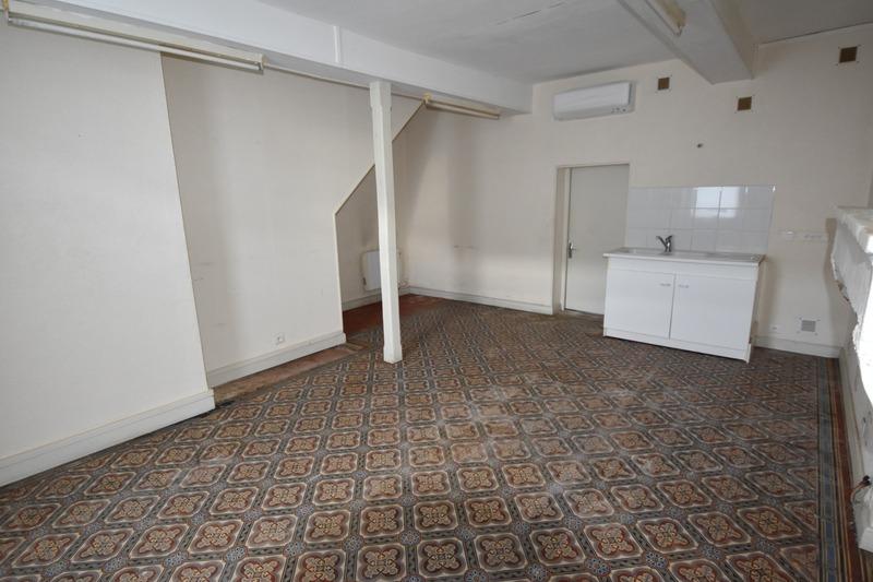 Immeuble - 196 m² - 10 pièces