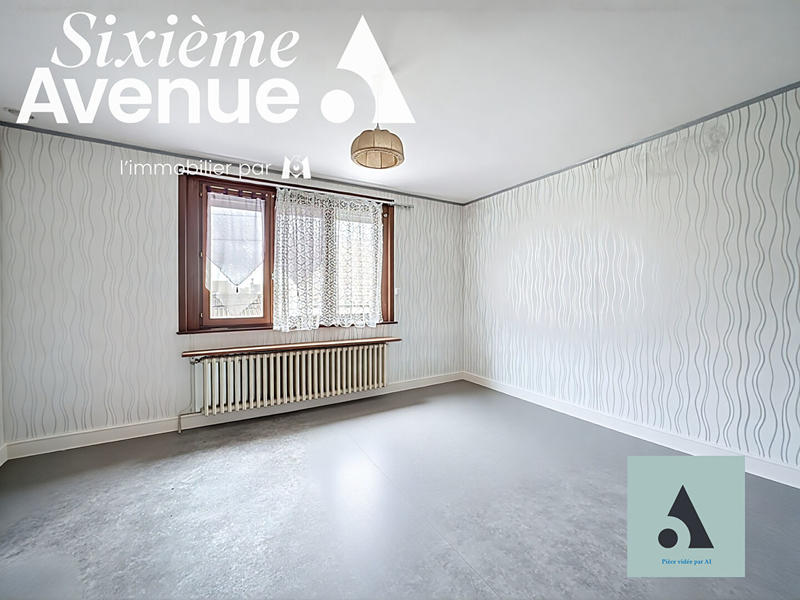 Maison - 95 m² - 4 pièces