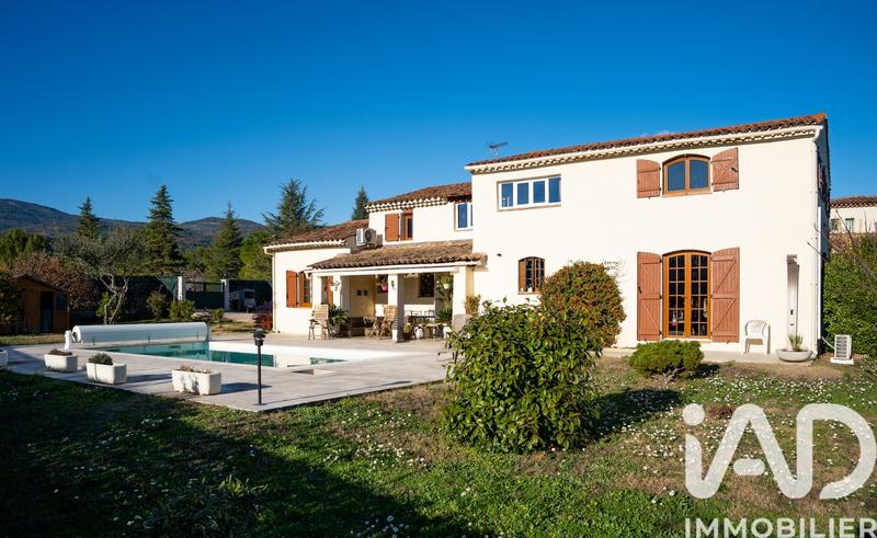 Maison - 170 m² - 6 pièces