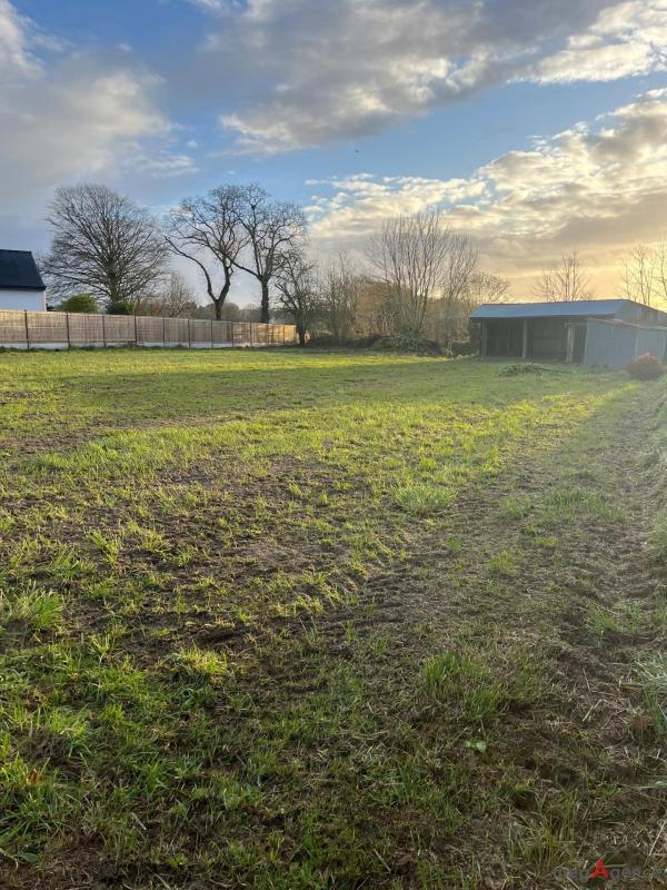 Terrain constructible - 1 409 m²