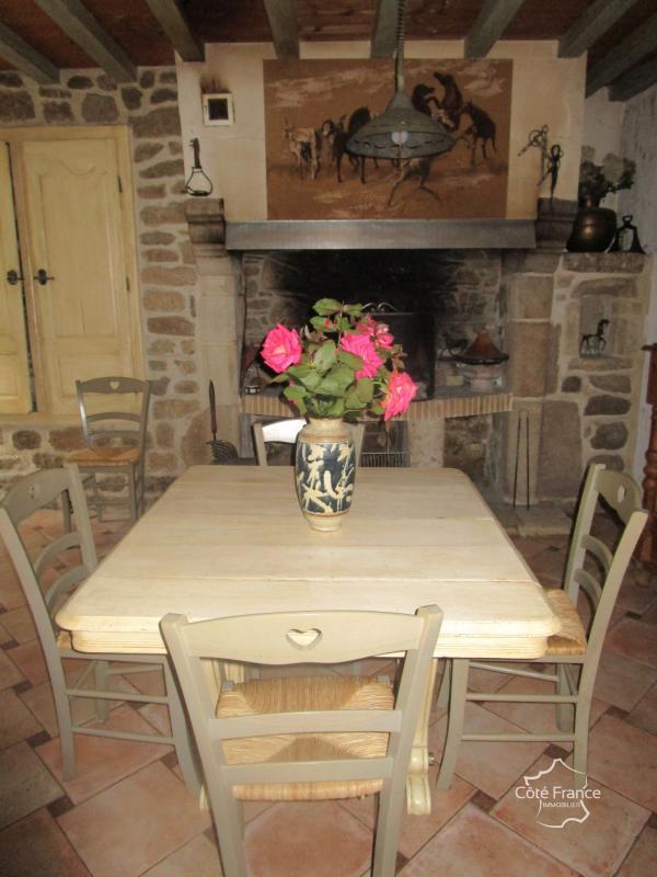 Propriété - 213 m² - 10 pièces