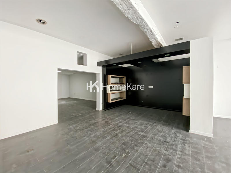 Local commercial - 230 m²